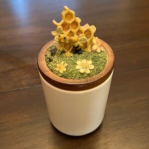 Honeycomb Ceramic Jar